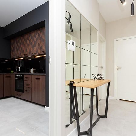 Awangarda Apartment Warsaw Ochota By Renters Prestige Екстер'єр фото