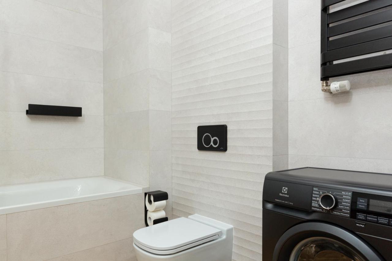Awangarda Apartment Warsaw Ochota By Renters Prestige Екстер'єр фото