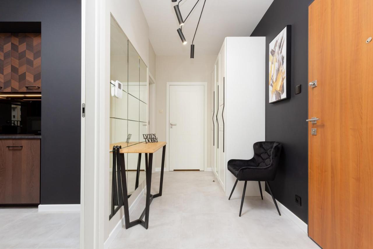Awangarda Apartment Warsaw Ochota By Renters Prestige Екстер'єр фото