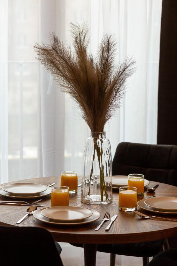 Awangarda Apartment Warsaw Ochota By Renters Prestige Екстер'єр фото